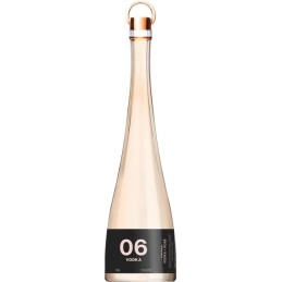 VODKA 06 Rosé 70cl / 37.5°...