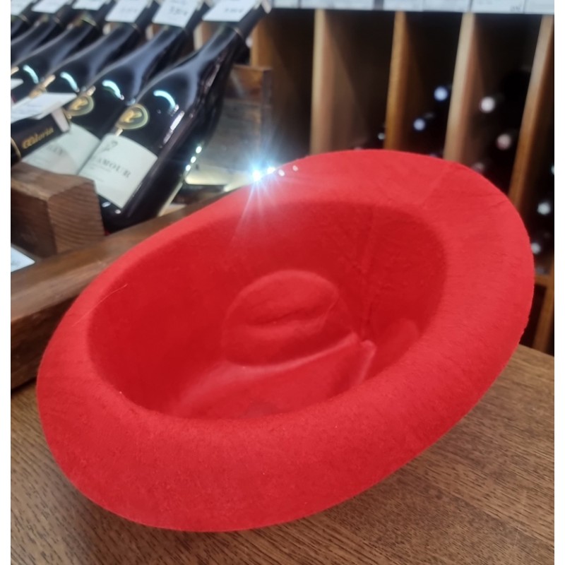 CHAPEAU FEUTRINE ROUGE "Gaspard" 28x24x11cm